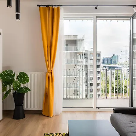 Apartamento Wola Guminska Comfort By Bookinghost *